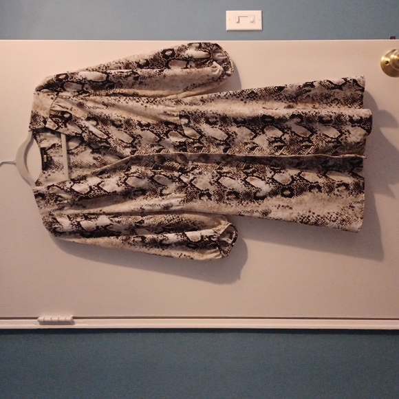 Slate & WillowPython Button Front Dress - Picture 3 of 4